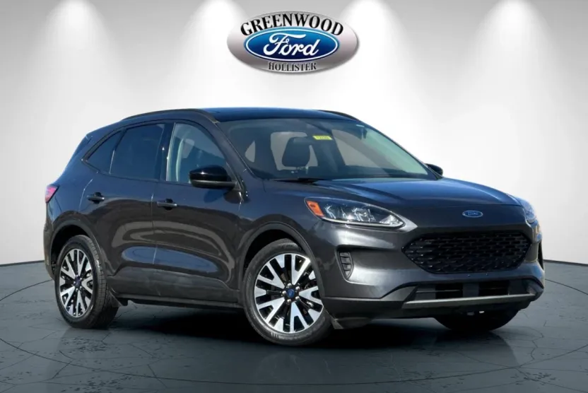 2020 Ford Escape SE Sport Hybrid photo 1