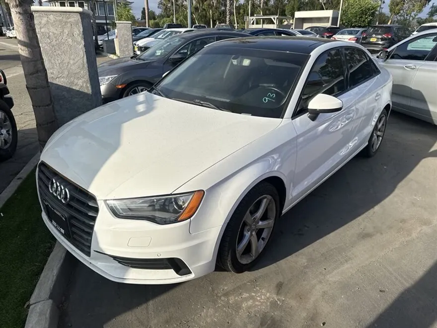 2016 Audi A3 1.8T Premium photo 1