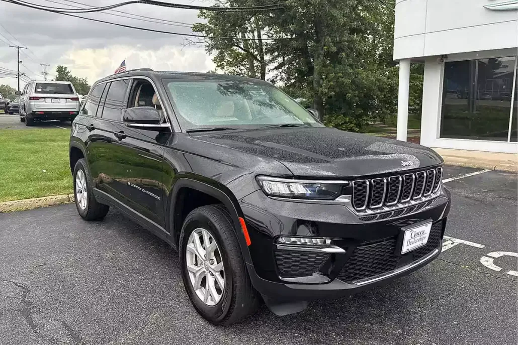 2022 Jeep Grand Cherokee Limited photo 1