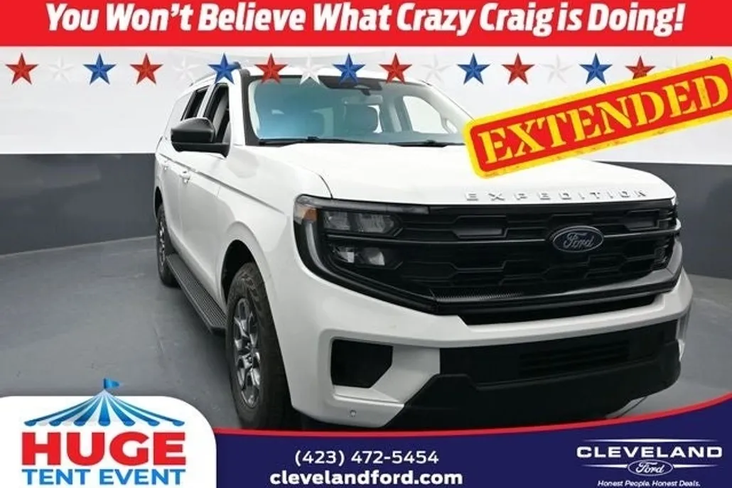 2025 Ford Expedition photo 1