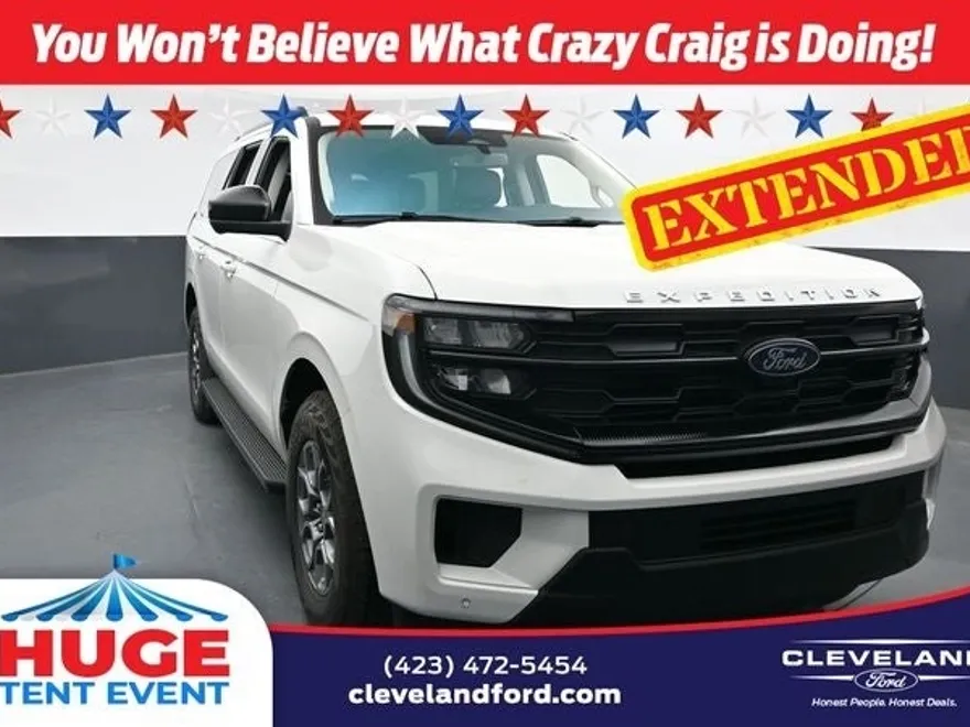 2025 Ford Expedition photo 1