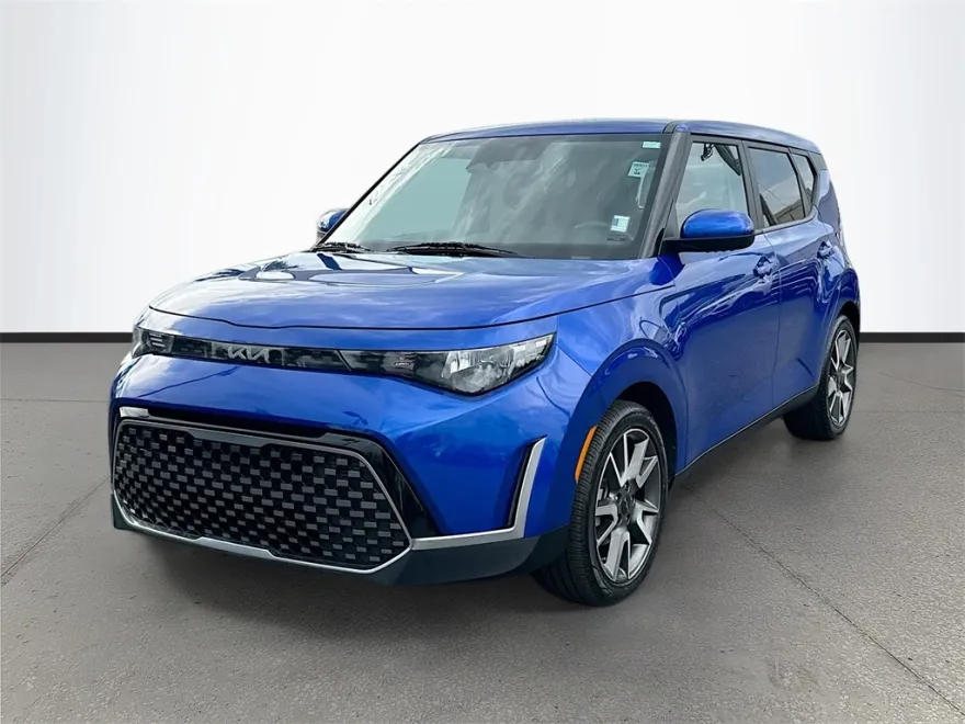 2024 Kia Soul EX photo 1