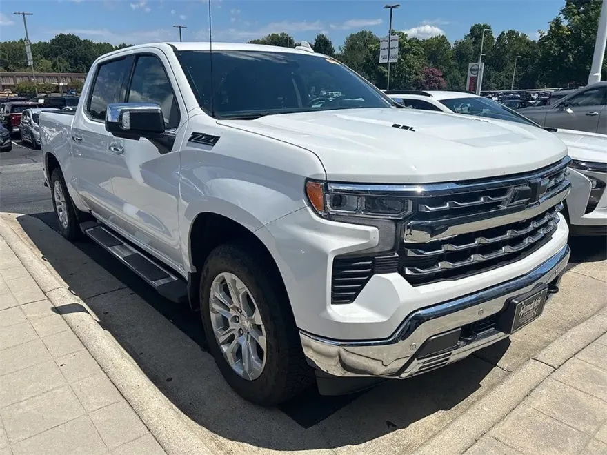 2024 Chevrolet Silverado 1500 LTZ photo 1