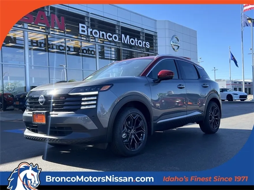 2025 Nissan Kicks SR photo 1