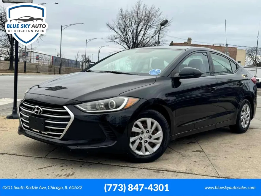 2017 Hyundai Elantra SE photo 1