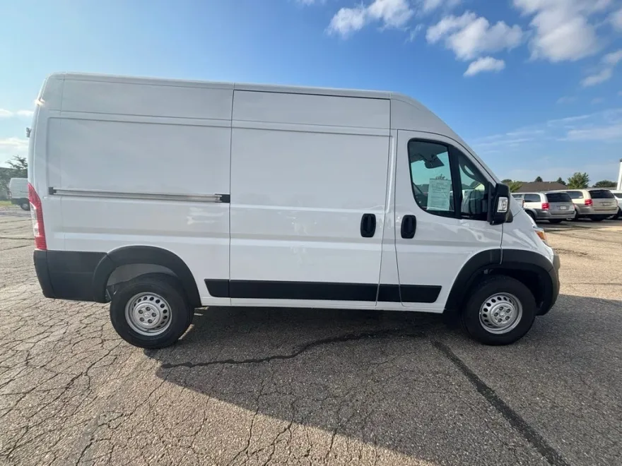 2025 Ram ProMaster 2500 photo 1