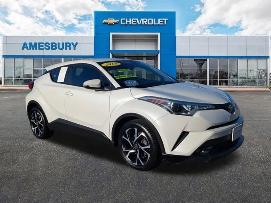 2018 Toyota C-HR XLE Premium photo 1