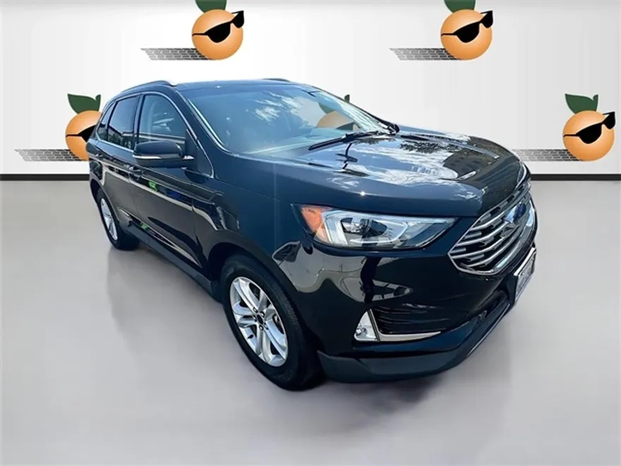 2020 Ford Edge SEL photo 1