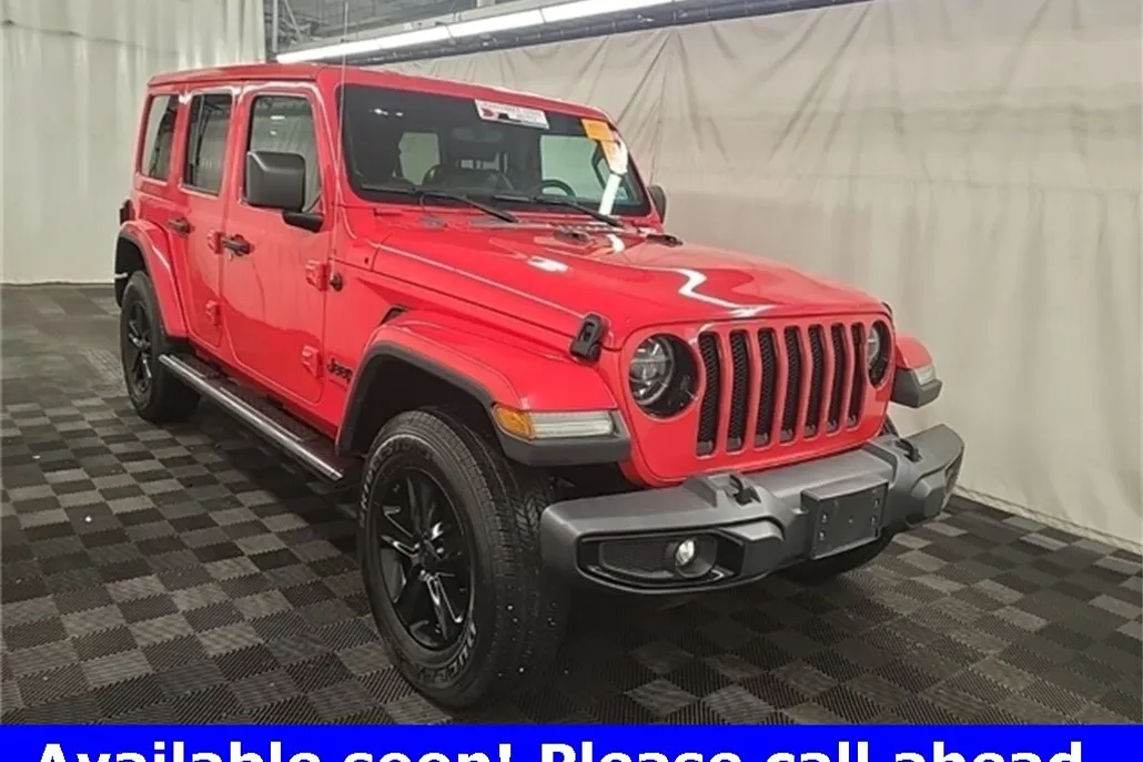 2020 Jeep Wrangler Unlimited Sahara Altitude photo 1