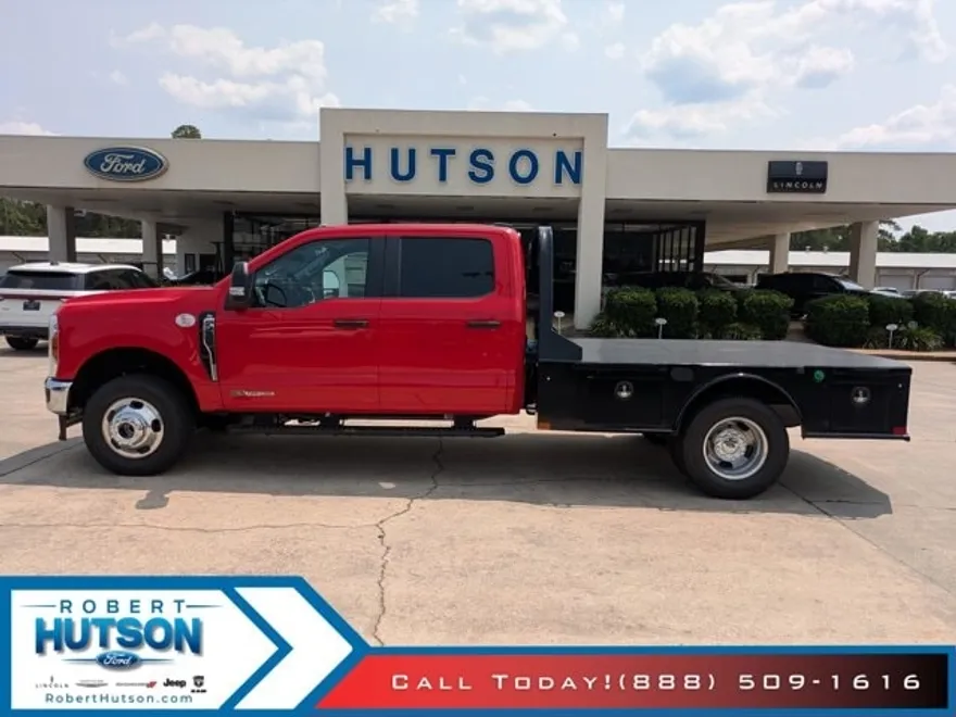 2025 Ford F-350 photo 1