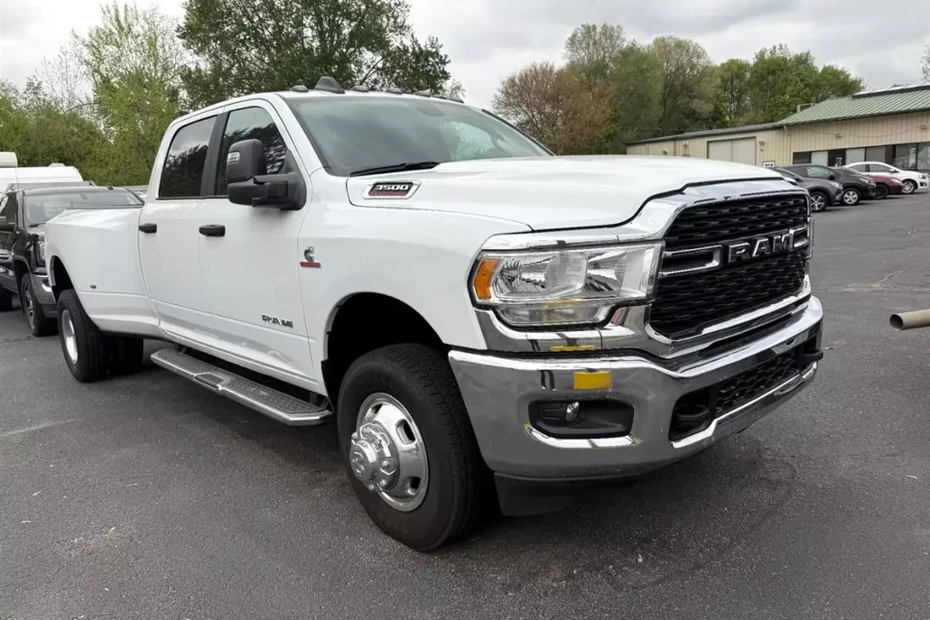 2023 Ram 3500 Lone Star photo 1