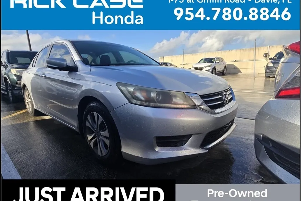 2015 Honda Accord LX photo 1