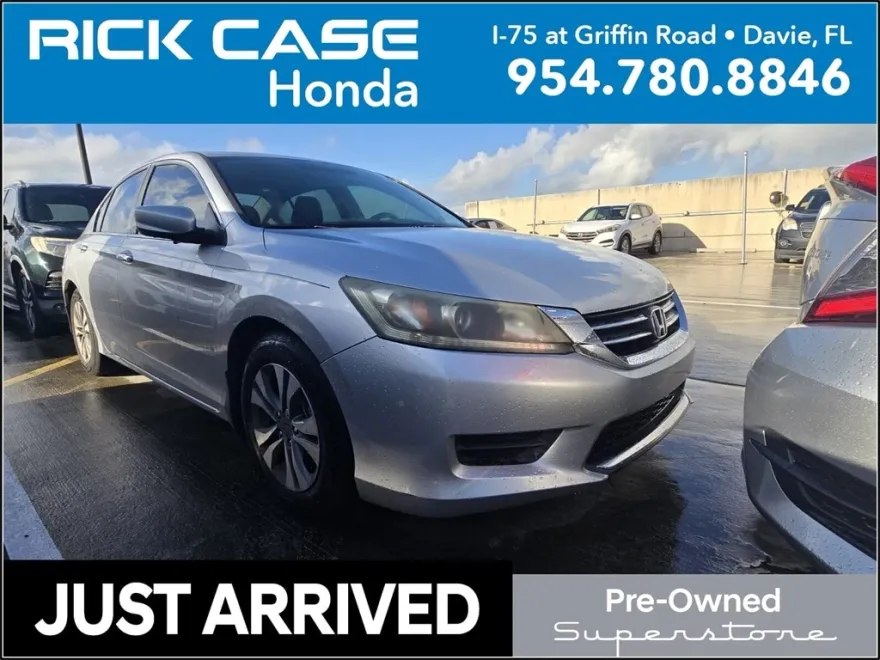 2015 Honda Accord LX photo 1