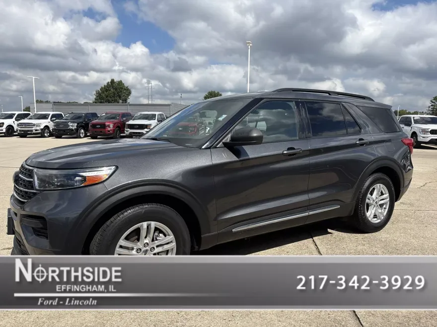 2020 Ford Explorer XLT photo 1