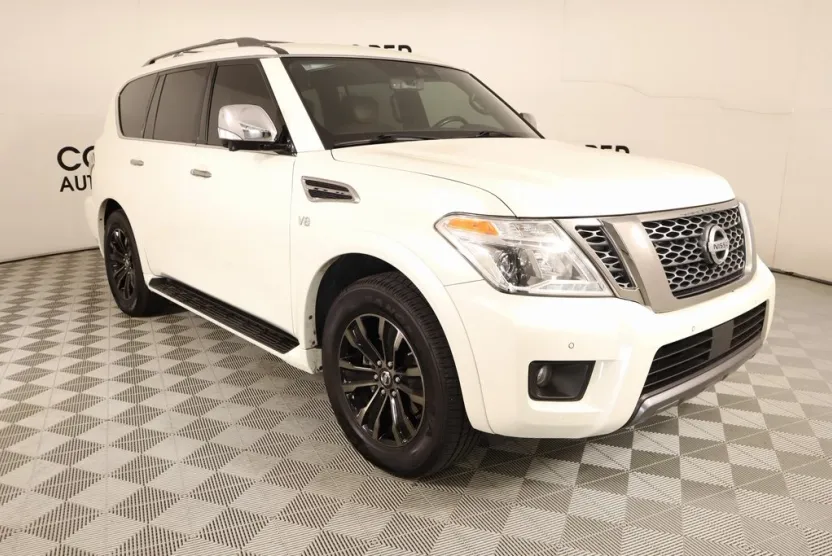 2019 Nissan Armada Platinum photo 1