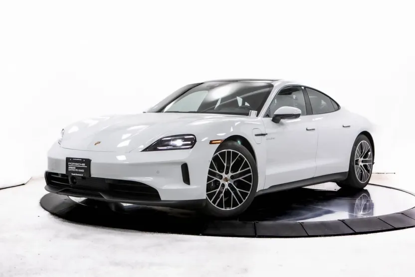 2025 Porsche Taycan Base photo 1