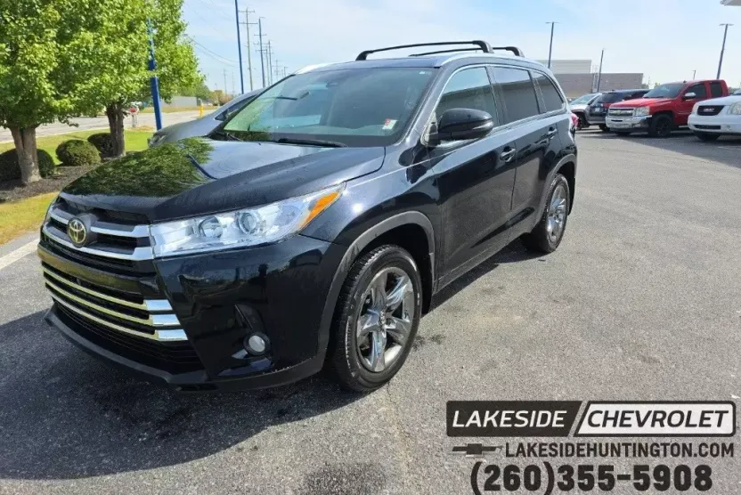 2017 Toyota Highlander Limited Platinum photo 1