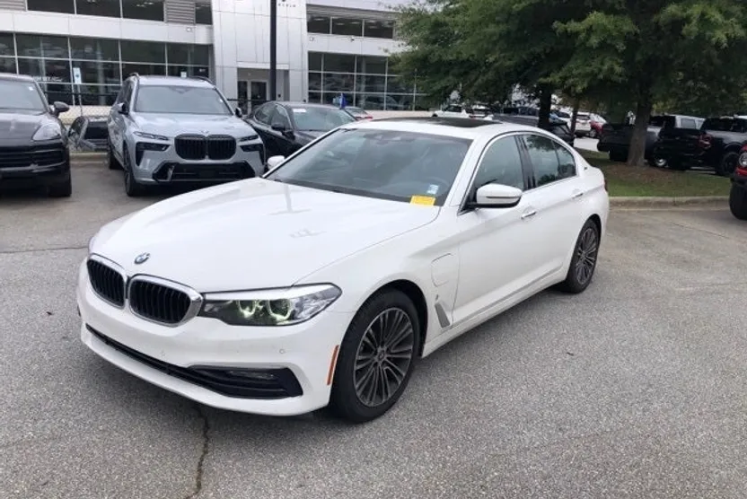 2018 Bmw 530e xDrive Sedan photo 1