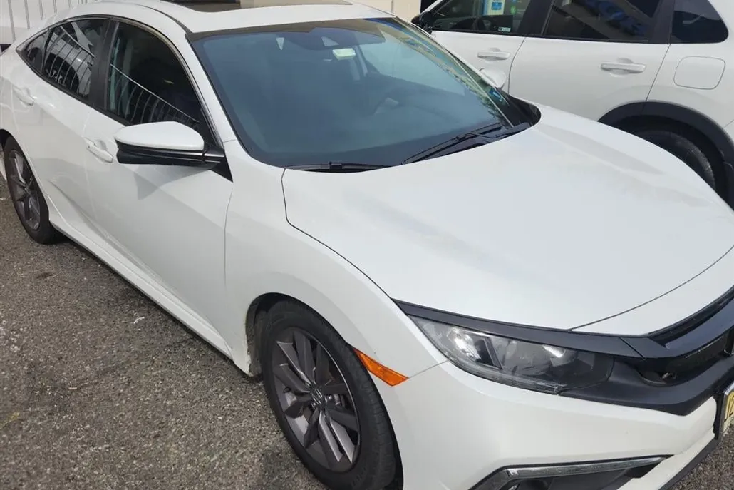 2020 Honda Civic EX photo 1