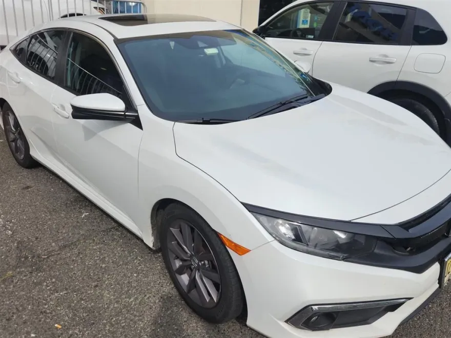 2020 Honda Civic EX photo 1
