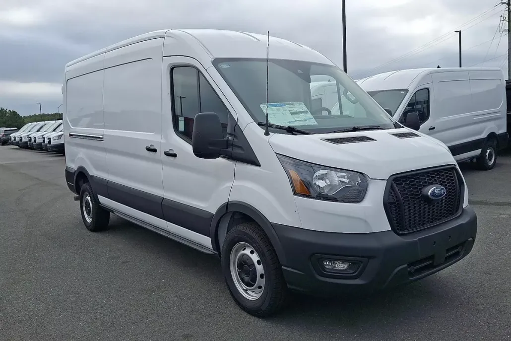 2025 Ford Transit Cargo Van photo 1