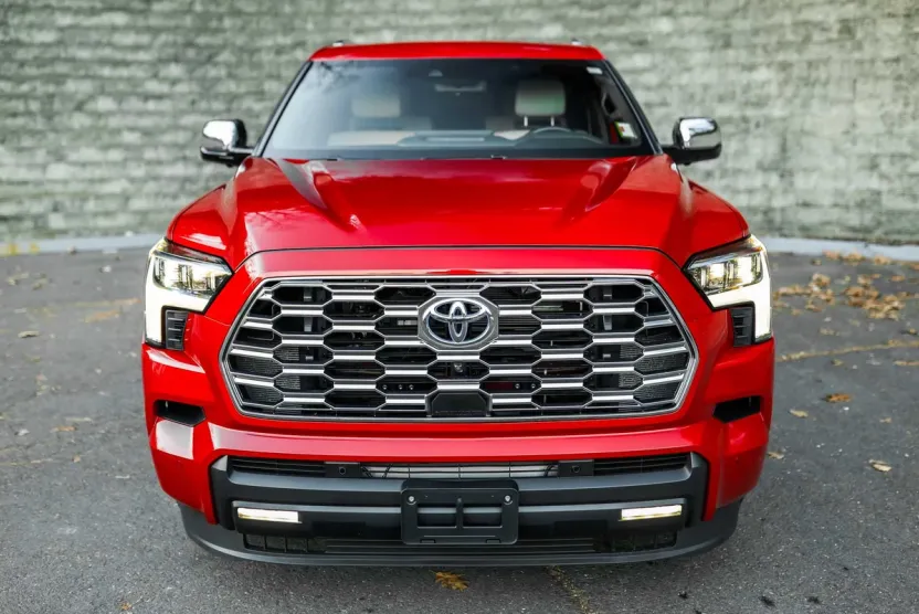 2024 Toyota Sequoia Capstone photo 1