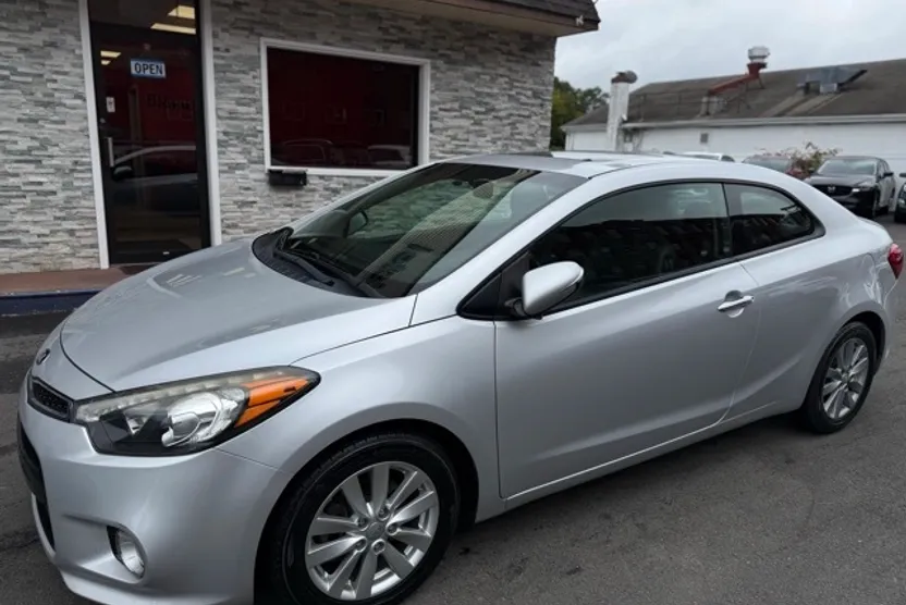 2016 Kia Forte Koup EX photo 1
