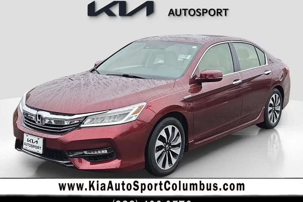2017 Honda Accord Hybrid Touring photo 1