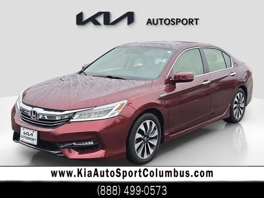 2017 Honda Accord Hybrid Touring photo 1