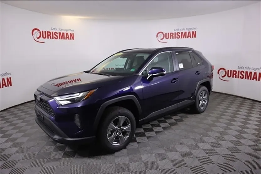 2025 Toyota RAV4 Hybrid XLE photo 1