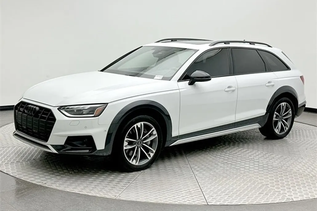 2024 Audi A4 Allroad 45 Prestige Quattro photo 1