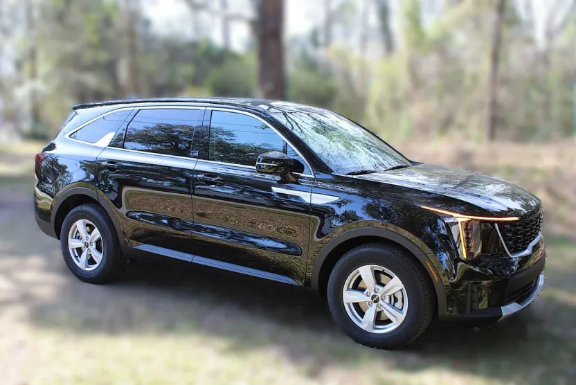 2025 Kia Sorento LX photo 1