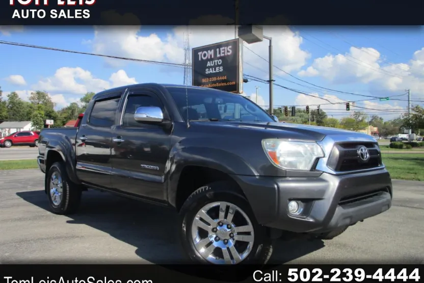 2015 Toyota Tacoma Double Cab V6 photo 1