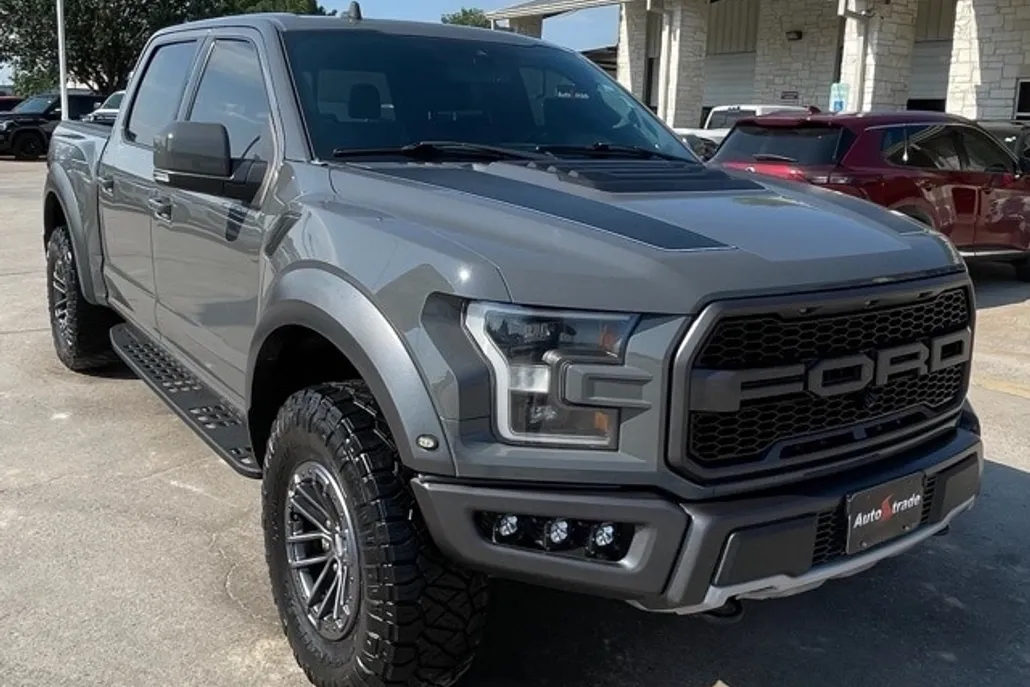 2020 Ford F-150 Raptor photo 1