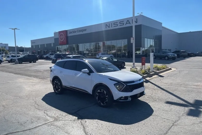 2024 Kia Sportage photo 1