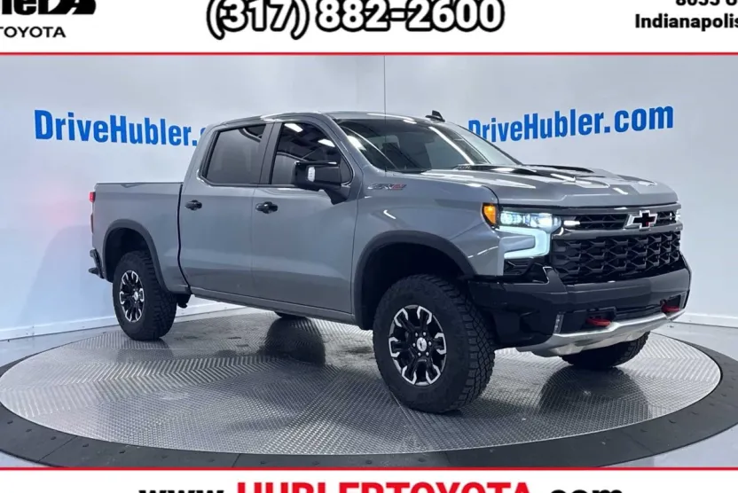 2024 Chevrolet Silverado 1500 ZR2 photo 1