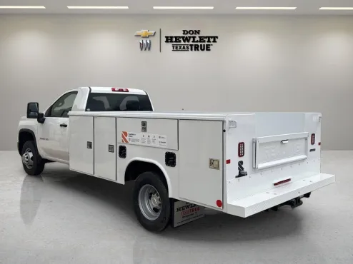 2024 Chevrolet Silverado 3500HD Work Truck photo 4