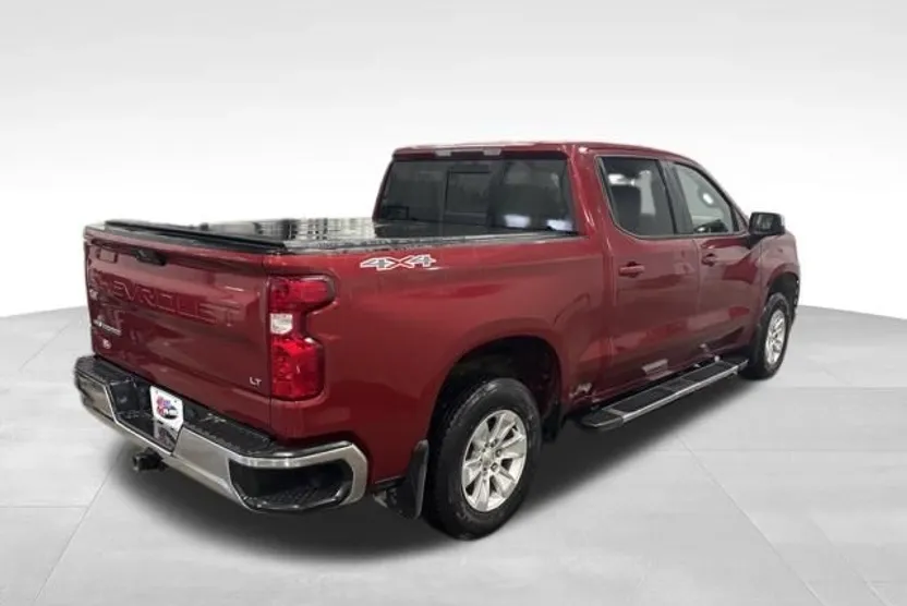 2020 Chevrolet Silverado 1500 LT photo 1