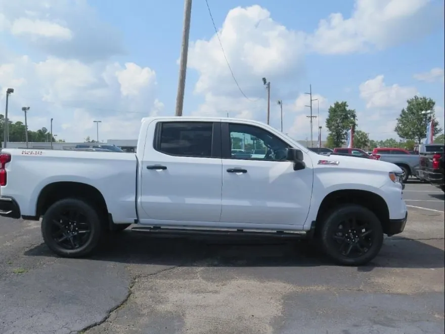 2025 Chevrolet Silverado 1500 LT Trail Boss photo 1