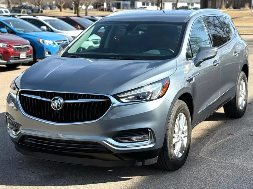 2021 Buick Enclave Essence photo 1