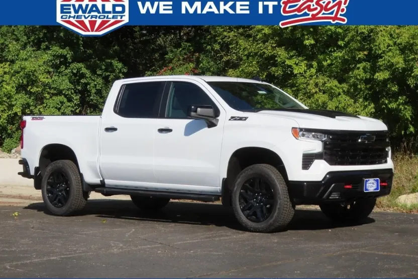 2026 Chevrolet Silverado 1500 LT Trail Boss photo 1