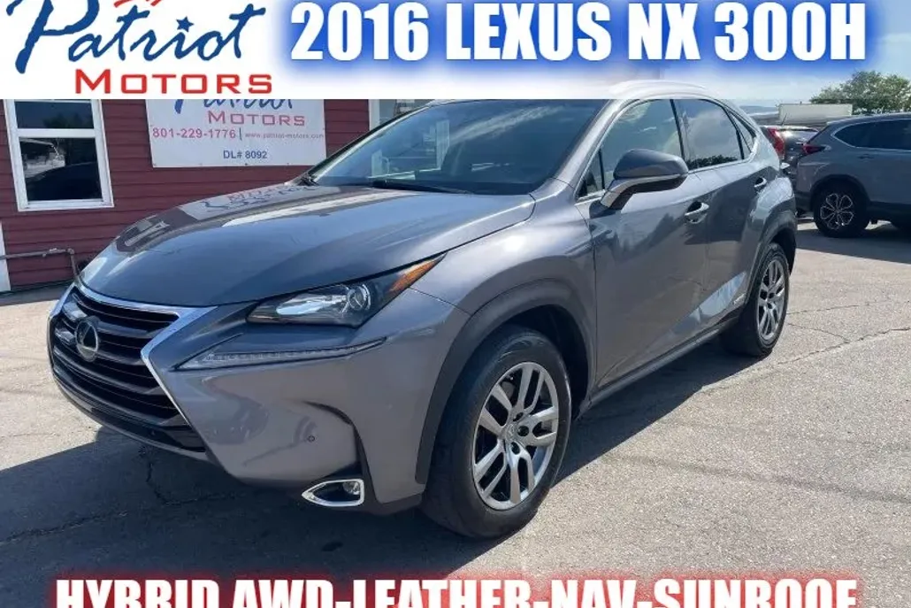 2016 Lexus NX 300h Luxury photo 1