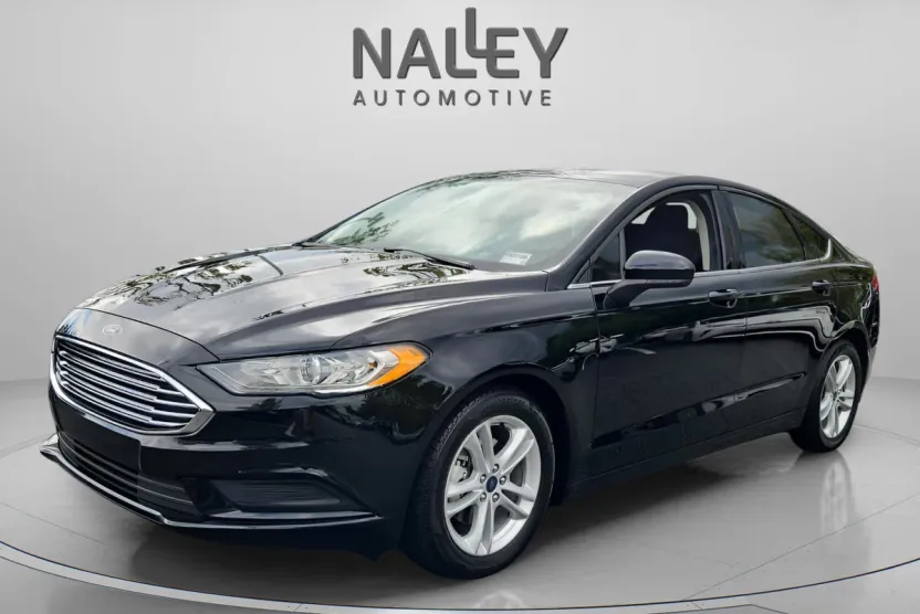 2018 Ford Fusion SE photo 1