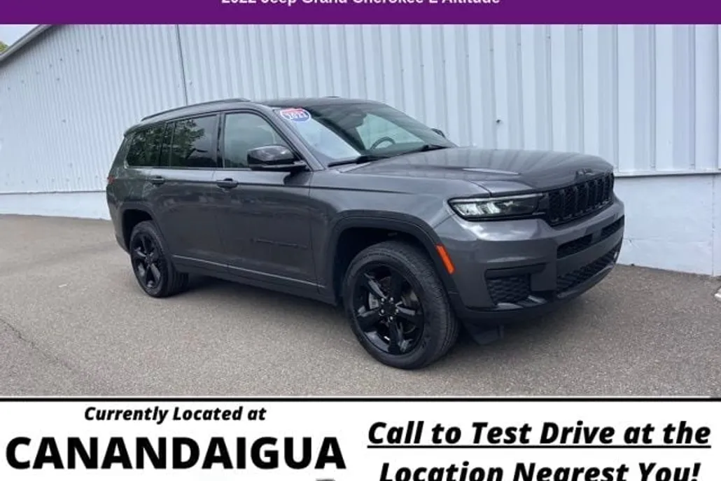 2022 Jeep Grand Cherokee Altitude photo 1