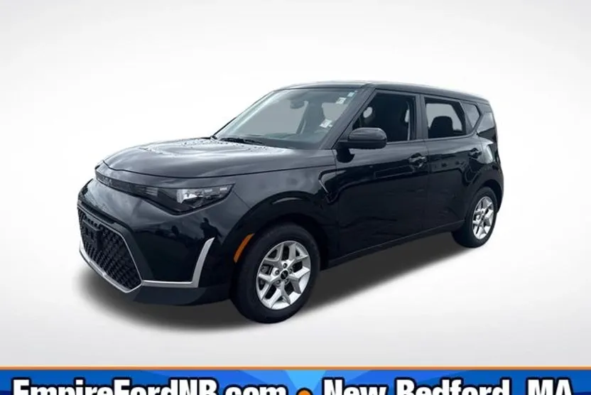 2025 Kia Soul S photo 1