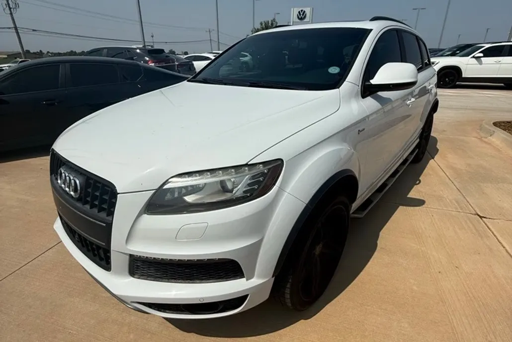 2015 Audi Q7 3.0T S line Prestige photo 1