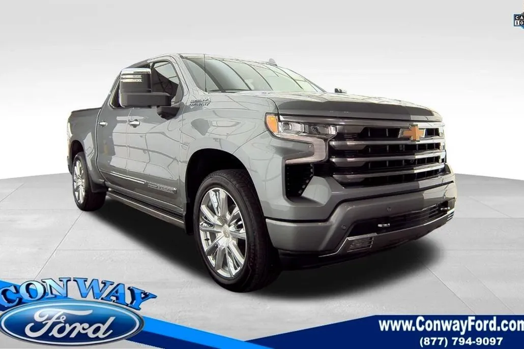 2024 Chevrolet Silverado 1500 High Country photo 1