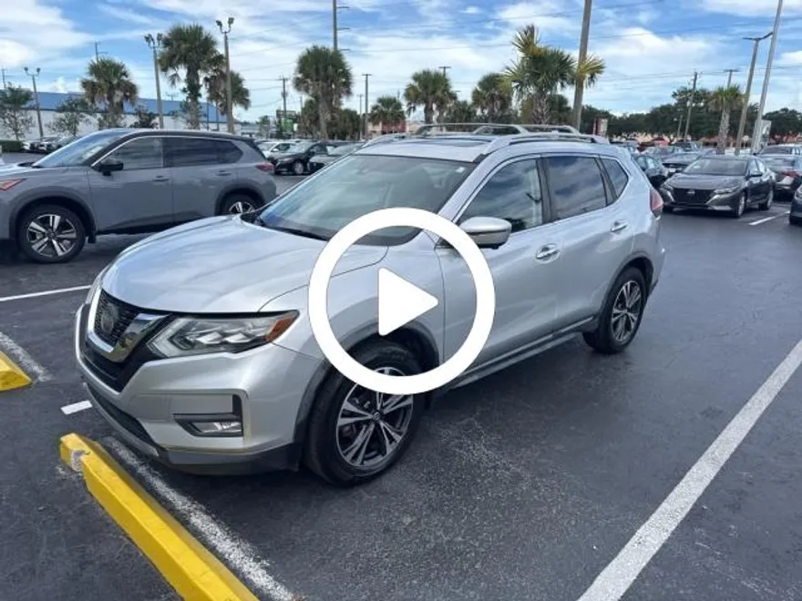 2018 Nissan Rogue SL photo 1