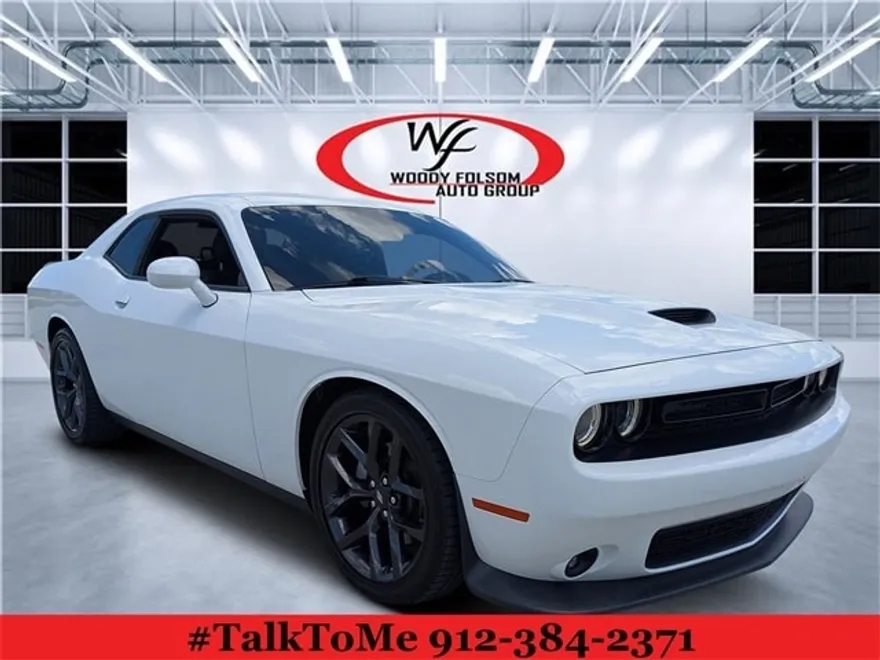 2022 Dodge Challenger GT photo 1