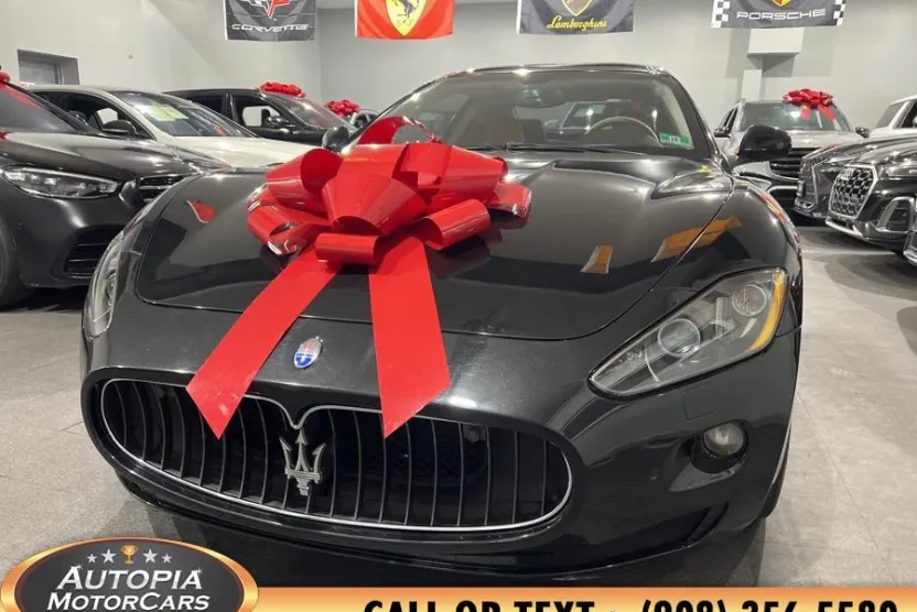 2009 Maserati Granturismo S Automatic photo 1
